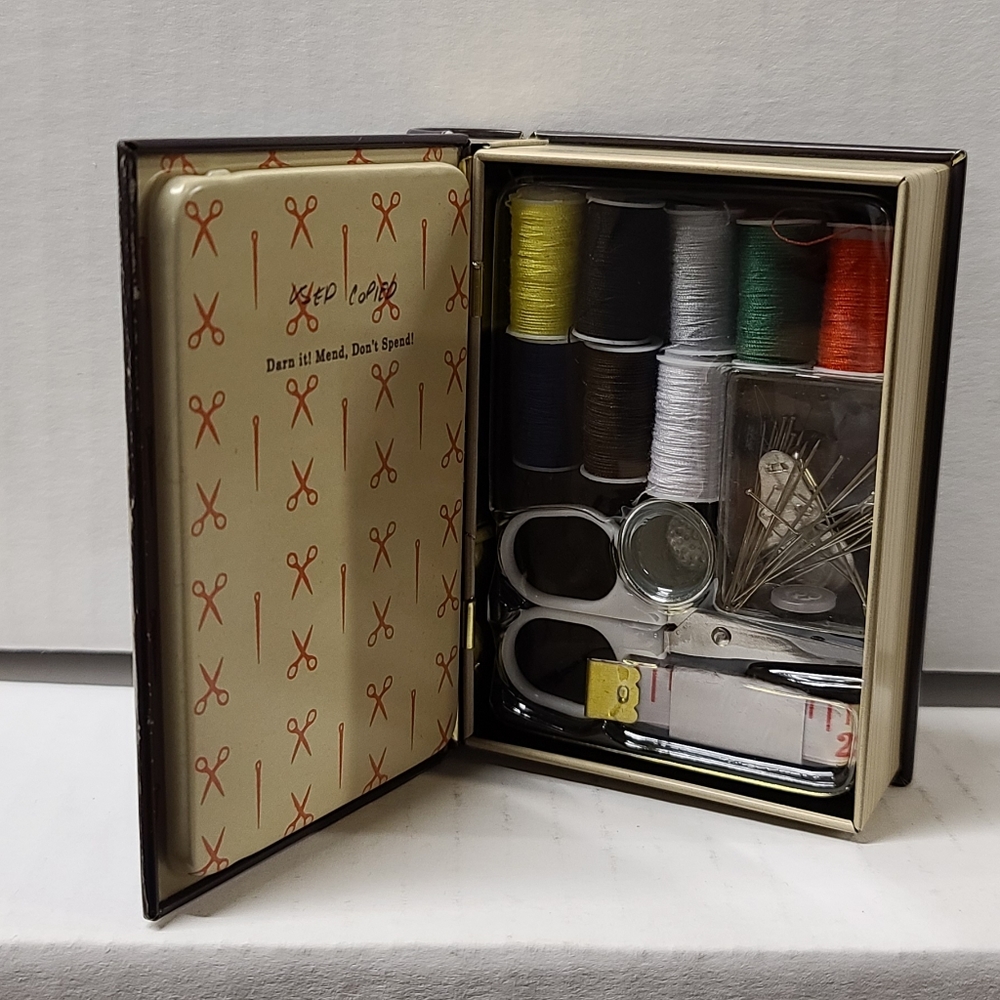 2 Pack Sewing Kit In Metal Case - Picture 4 of 6